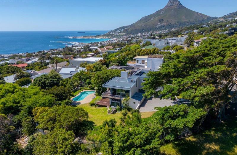 4 Bedroom Property for Sale in Camps Bay Western Cape